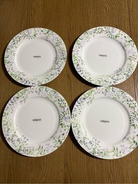 Mikasa White Dinner Plates with Green & Purple Floral Rim (Set of 4)